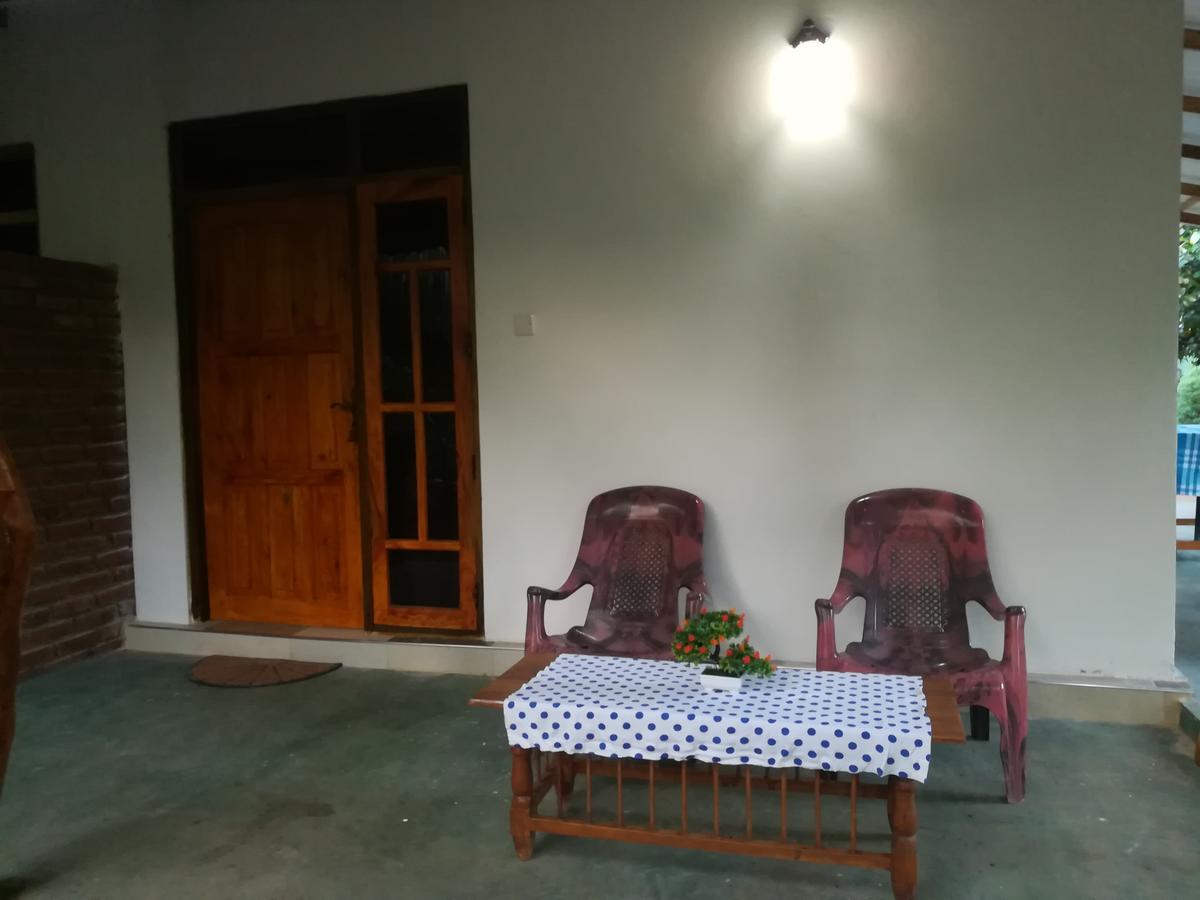 Amaya River Side Homestay Σιγκιρίγια Εξωτερικό φωτογραφία