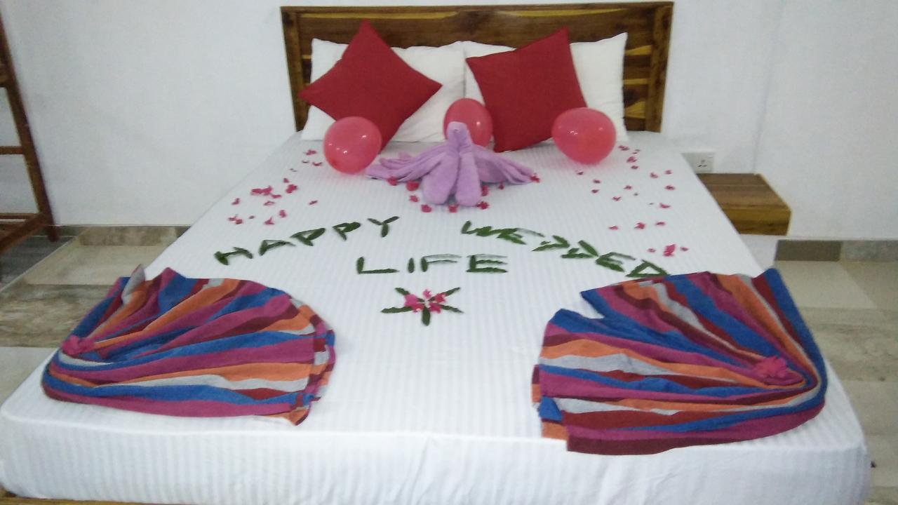 Amaya River Side Homestay Σιγκιρίγια Εξωτερικό φωτογραφία
