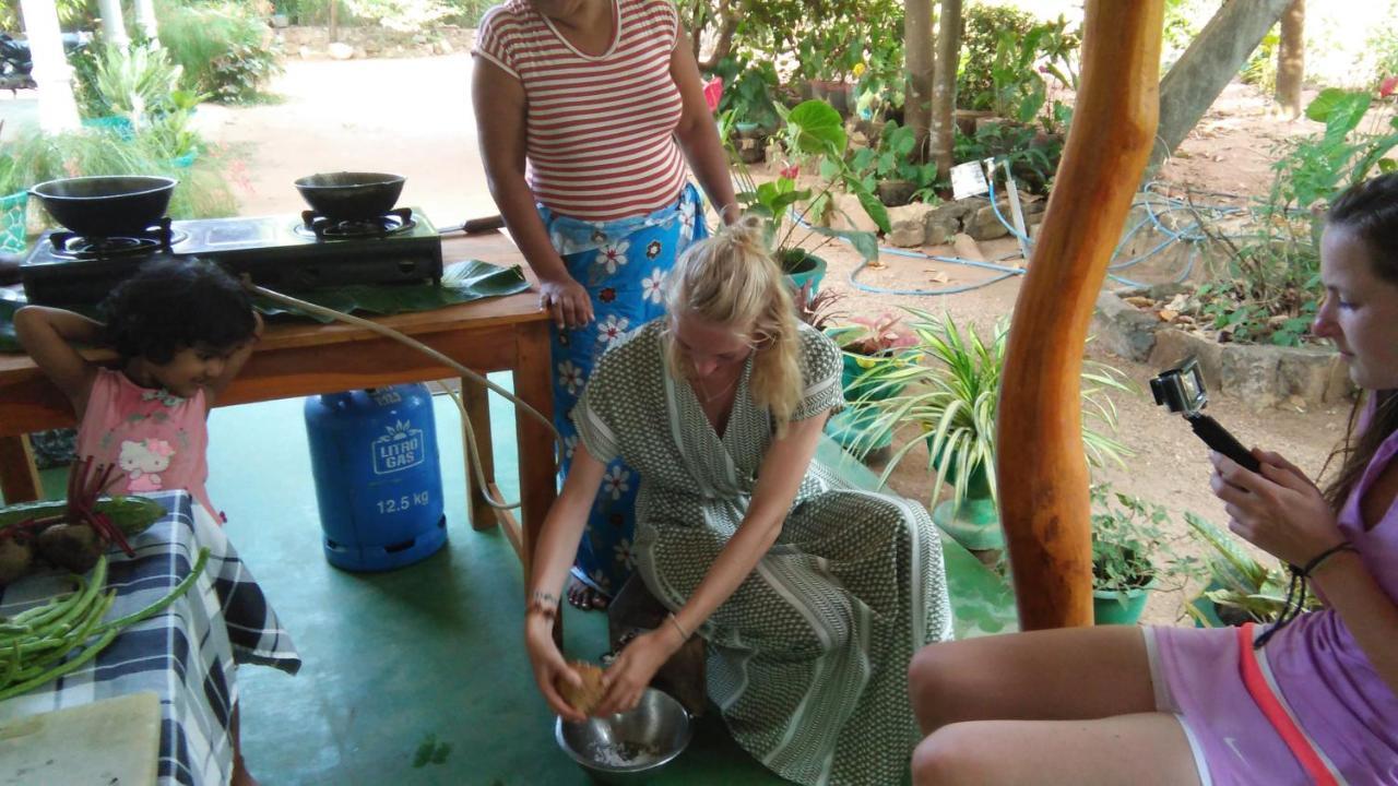 Amaya River Side Homestay Σιγκιρίγια Εξωτερικό φωτογραφία